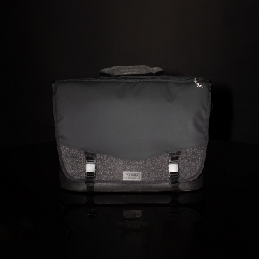 Tenba DNA 16 Slim Messenger