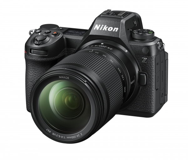 Nikon Z6III Kit avec 24-200mm f/4.0-6.3 VR